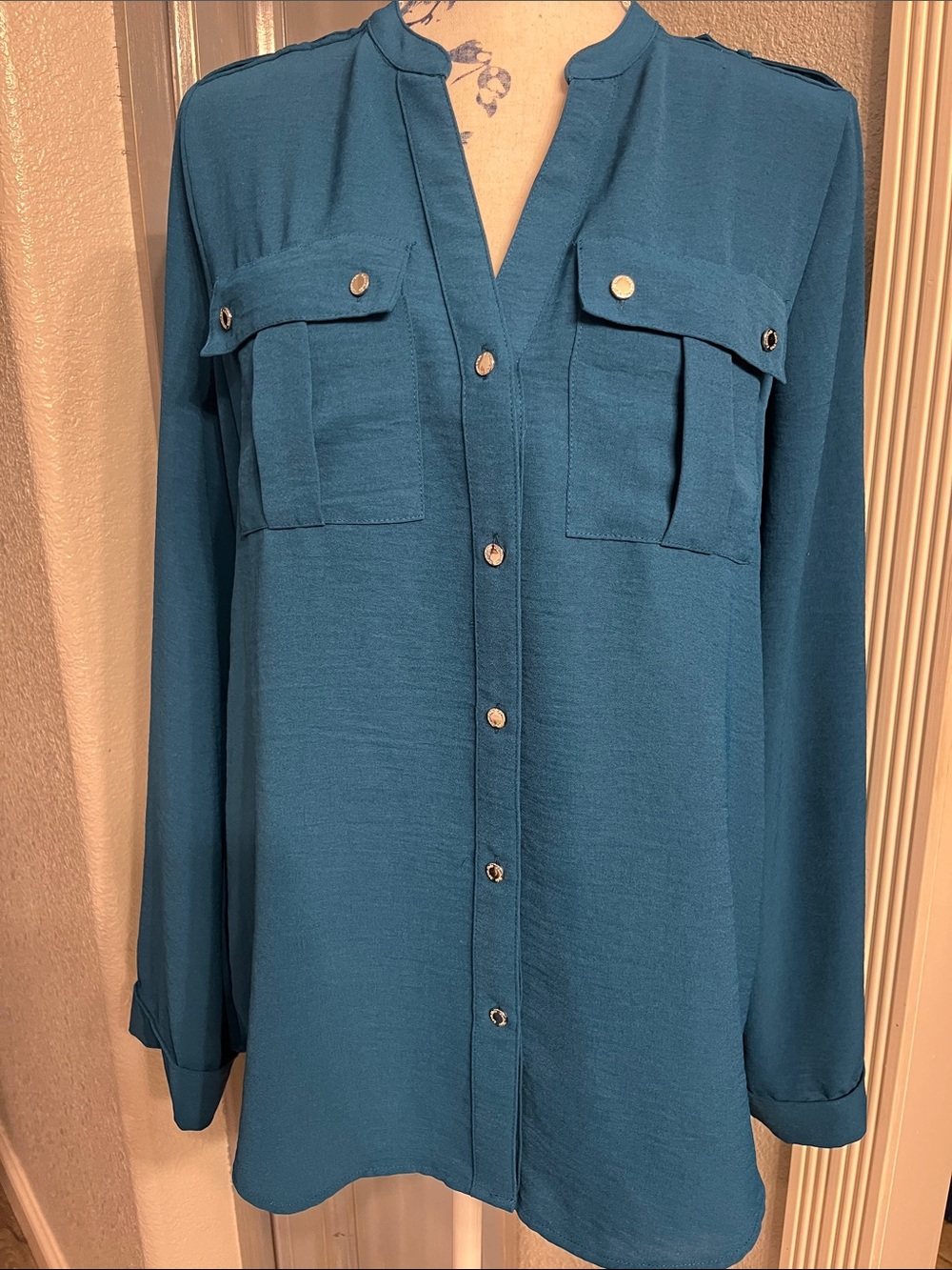 Calvin Klein Teal Button-Front Long Sleeve Blouse
